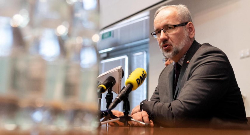 Koniec stanu epidemii. Niedzielski: Decyzja w kwietniu
