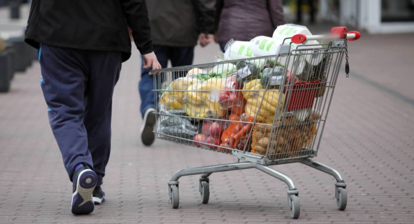 W kwietniu średni wzrost cen w sklepach wyniósł prawie 22 proc.