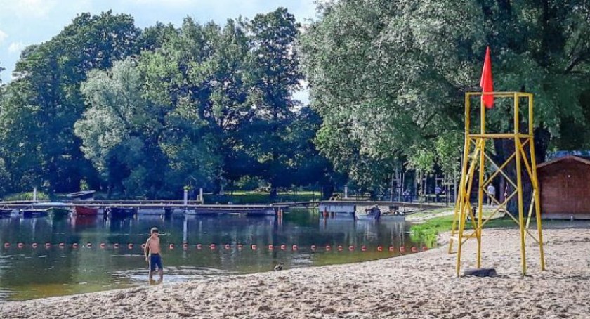 Nowy sezon kąpielowy w Szczecinku bez plaży wojskowej?