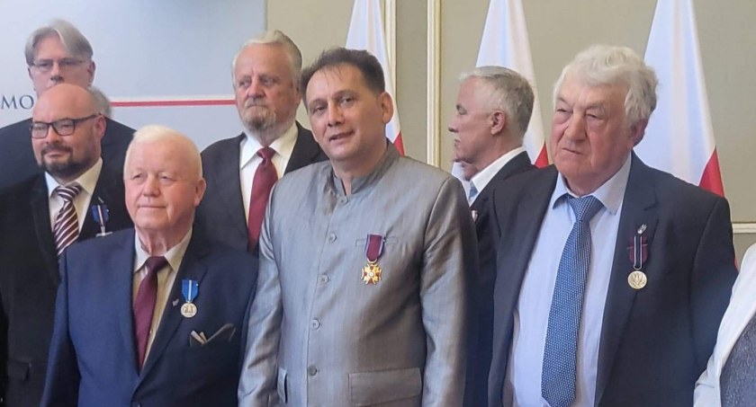 Bogdan Trojanek odznaczony Złotym Krzyżem Zasługi
