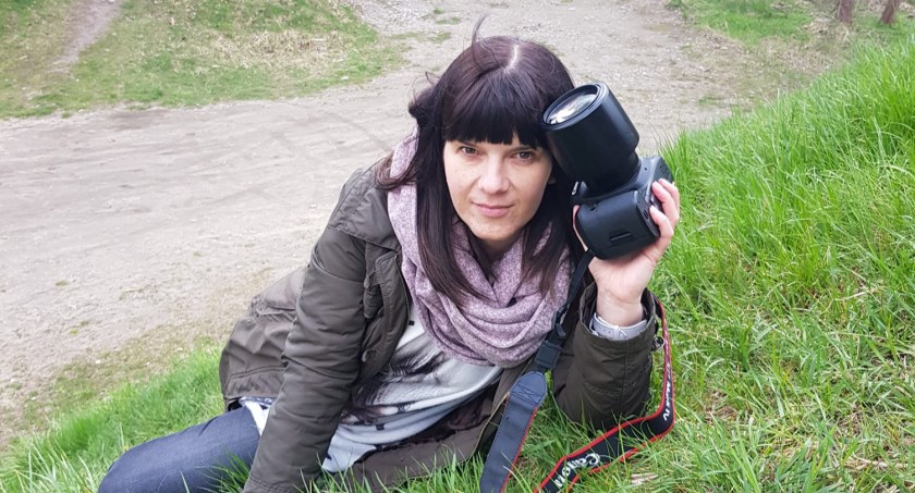 Fotografuje, pomaga. Teraz prosi o wsparcie dla siebie