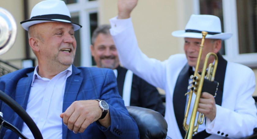 Prawdziwe motoryzacyjne perełki i dużo jazzu w Szczecinku. Przed nami Dixie Rajd Old Mobile