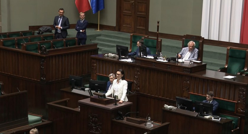 Dodatek węglowy. Wiceminister mocno do opozycji: Dobrze się bawicie?