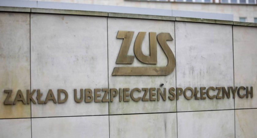 Co z wypłatą „czternastki”? Ma trafić do 9 mln emerytów