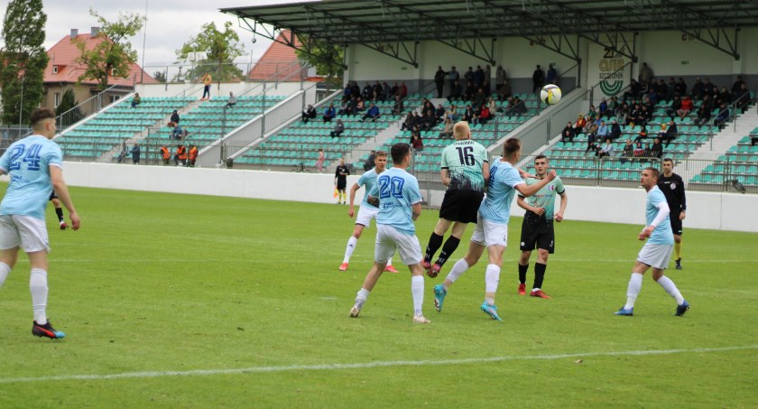 MKP Szczecinek z porażką w ostatnim sparingu. W sobotę startuje IV liga