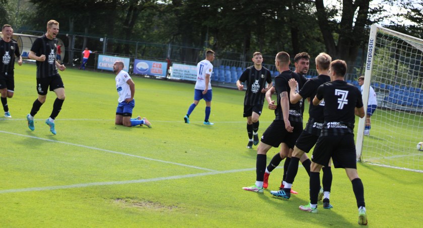 Niesamowita pogoń MKP Szczecinek! Z 0-3 na 3-3 w ostatnich sekundach!