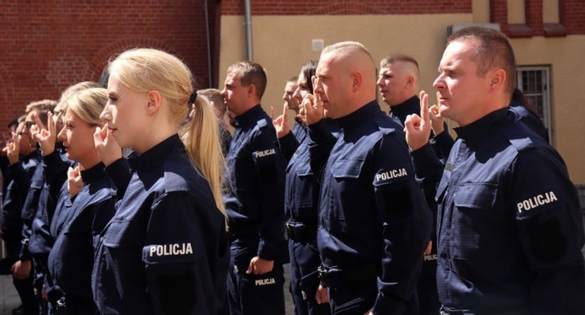 Nowa policjantka w szczecineckiej komendzie. Złożyła ślubowanie