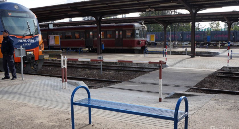 Koniec sezonu, pociągi lokalne zmieniają kursowanie. Koniecznie sprawdź rozkład jazdy!