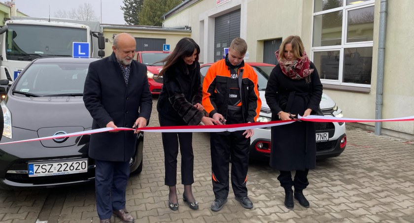 Tu będą szkolić się najlepsi. Otwarto Ośrodek Szkolenia Kierowców w „mechaniku”