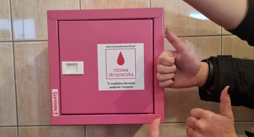 Różowa skrzyneczka w Bornem Sulinowie. „Czasami zupełnie mała rzecz może tyle zmienić…” 