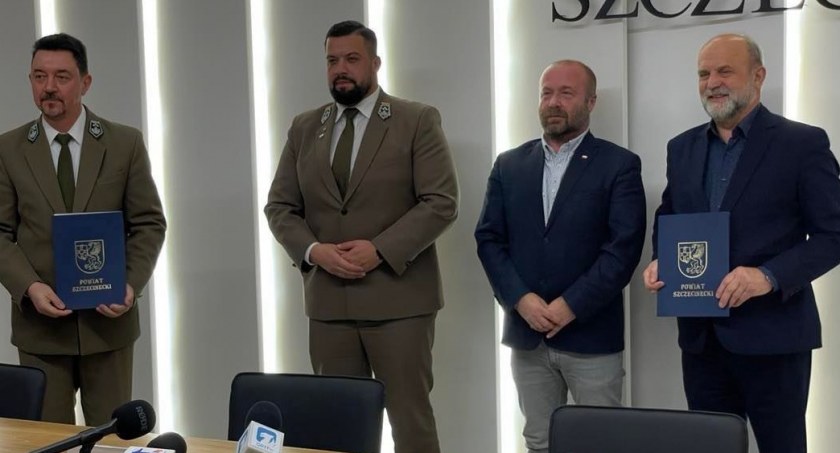 Powiat i leśnicy przebudują odcinek drogi w Silnowie
