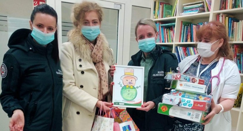 Mali pacjenci znów otrzymali prezenty. Prezes szpitala: Jesteście wielcy! 