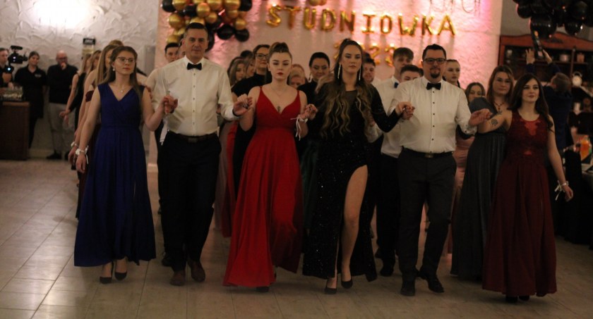 Tak się bawili maturzyści ZS nr 2 na swojej studniówce! [DUŻO ZDJĘĆ]