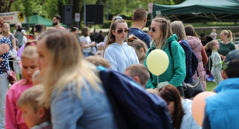 Wszyscy na zamek! Tłumy na pikniku