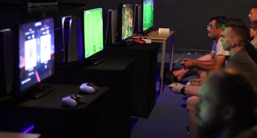 Tu na boisku nie było litości. Mistrzostwa Szczecinka FIFA 23