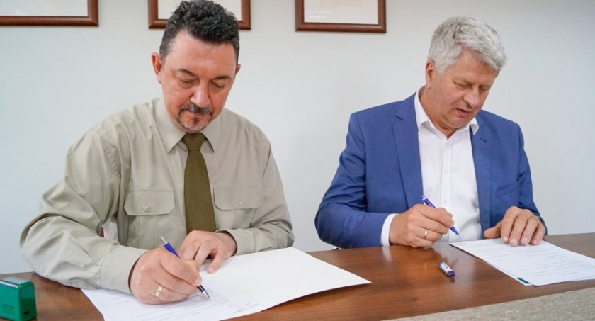 Lasy i gmina przebudują drogę w Dzikach