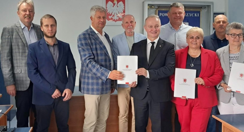 Umowa na realizację projektu współpracy pt.: BOCIAN-„Bezpieczne Obiekty Całodobowej Infrastruktury Aktywności Naturalnej” – podpisana !!!
