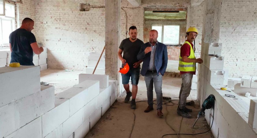 Trwają prace przy budowie Powiatowego Centrum Sportu