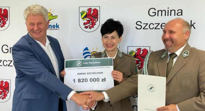 Leśnicy hojnie wspierają budowy dróg