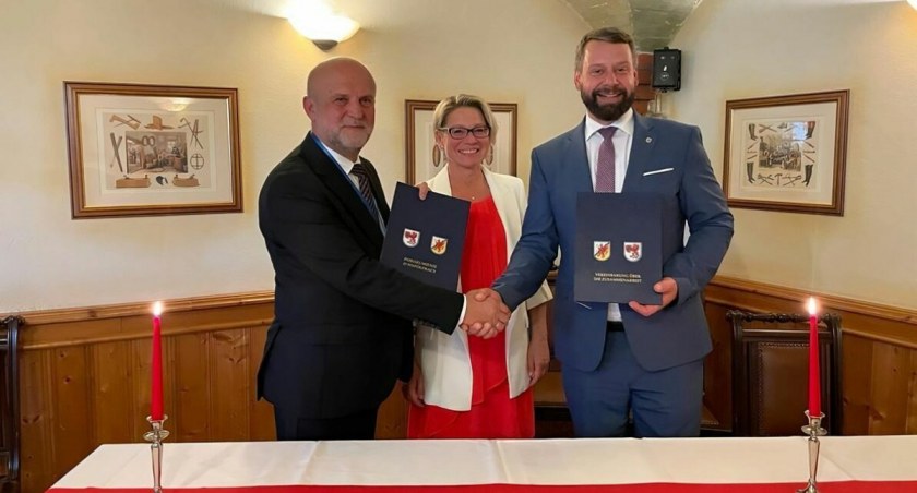 Współpraca Powiatu Szczecineckiego i Powiatu Vorpommern-Greifswald zatwierdzona