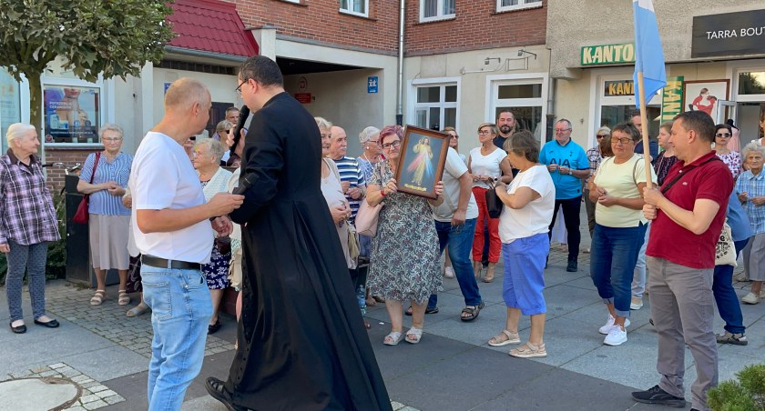 Modlitwa w samym centrum miasta. Za pokój, kościół, uchodźców, rodziny, rządzących