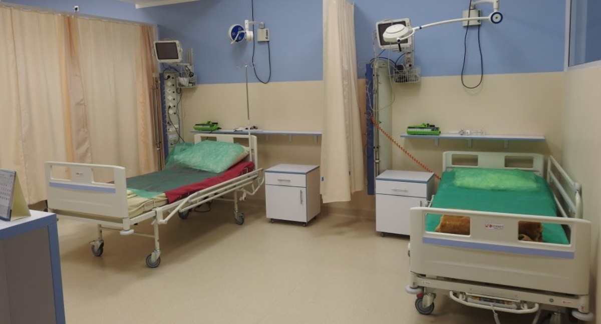 Brakuje pielęgniarek i strażników miejskich. Oferty pracy