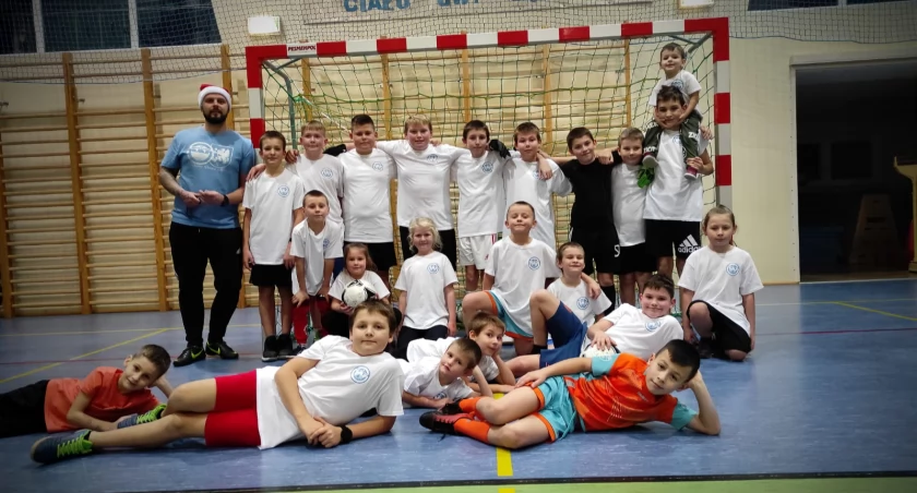 Mikołajki z Wielimiem Szczecinek. Trening i prezenty