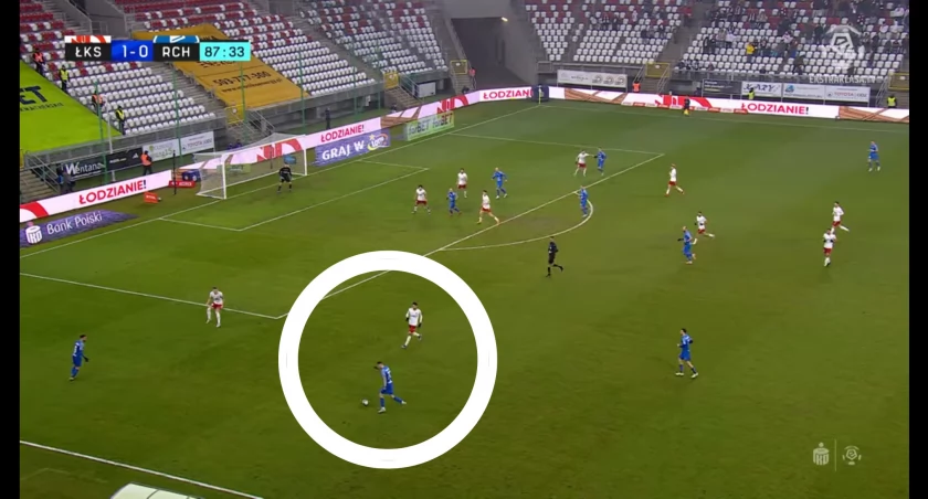 Mateusz Bartolewski najlepszy na boisku! Kolejna ważna asysta w Ekstraklasie!