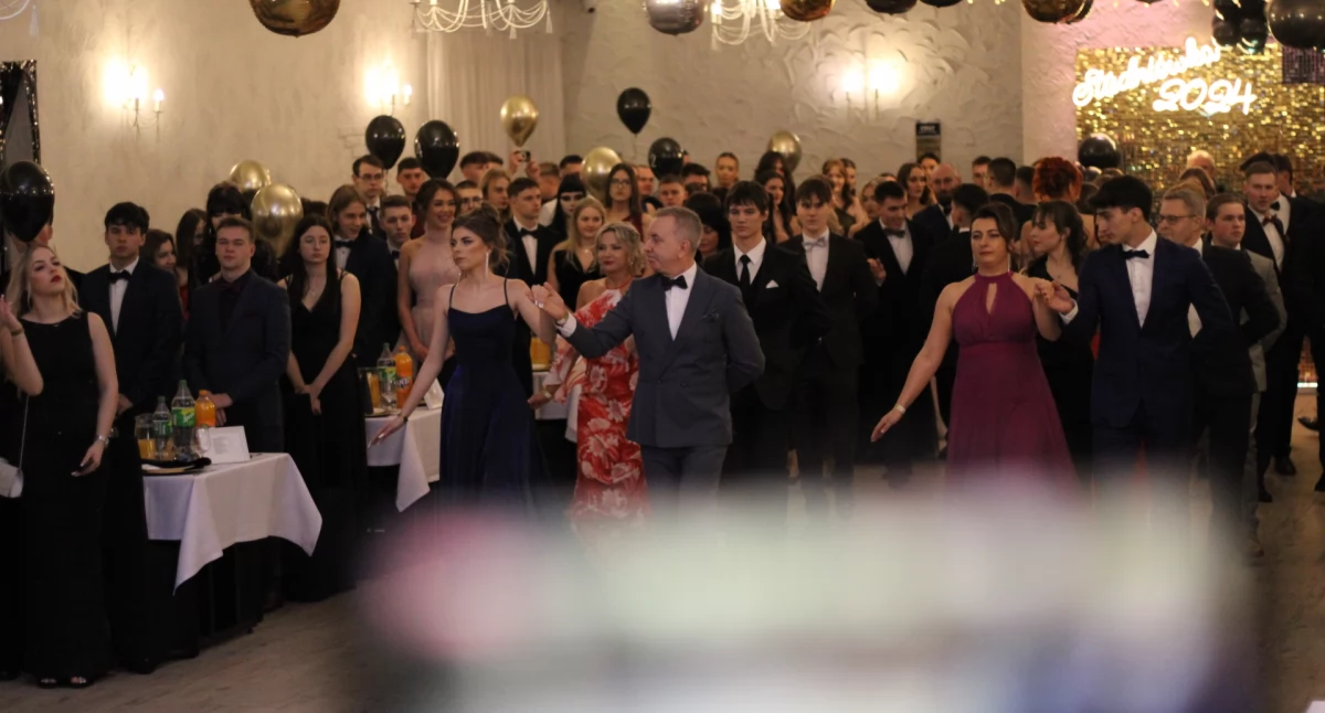 Studniówka 2024: Tak się bawili maturzyści z I LO!