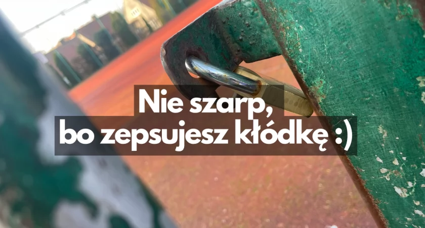 Boisko bezpieczne, bo zamykane. Przed wszystkimi
