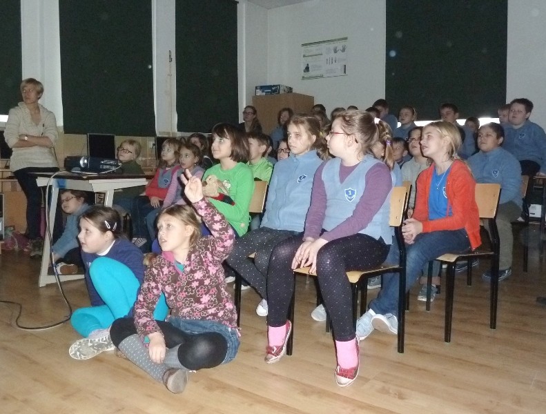 Wolontariuszki ze schroniska odwiedziły SP 1