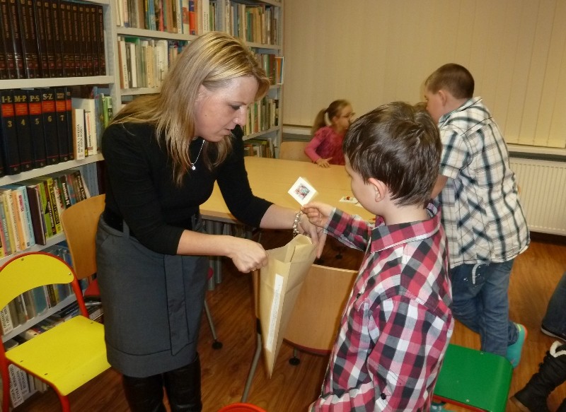 Wieczór z andrzejkową wróżbą dla najmłodszych