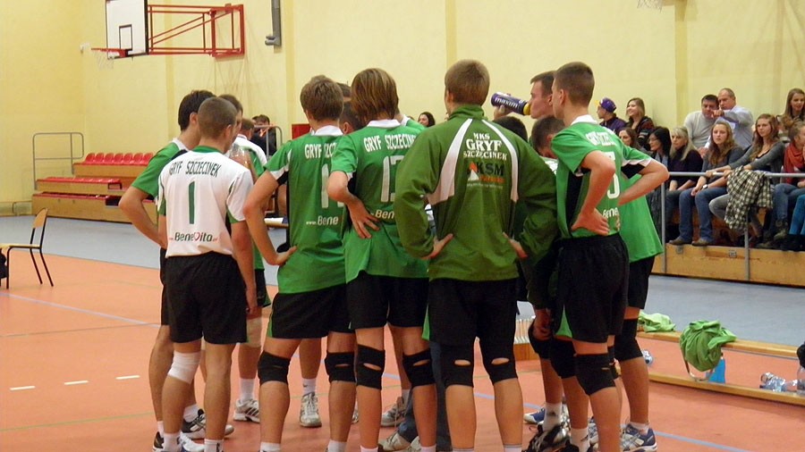 Czwarta porażka juniorów Gryfa