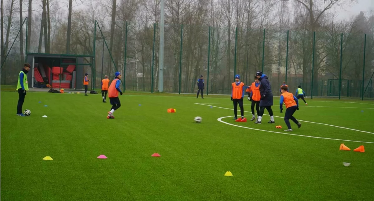 Nowoczesne zaplecze sportowe w Szczecinku – inwestycja za 19 milionów złotych już służy sportowcom