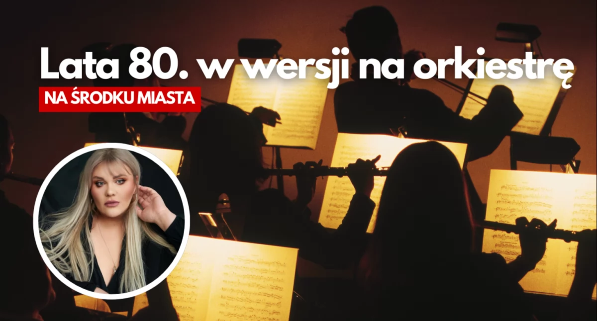 Orkiestra zagra na placu. Klimat lat 80.