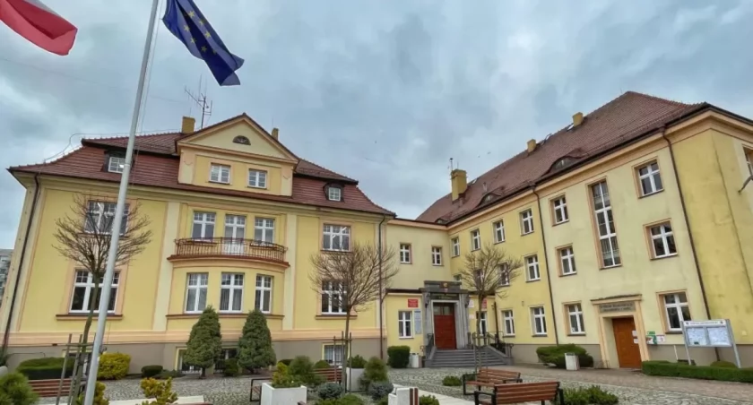 Zarząd Powiatu Szczecineckiego informuje. Trzeci przetarg ustny nieograniczony