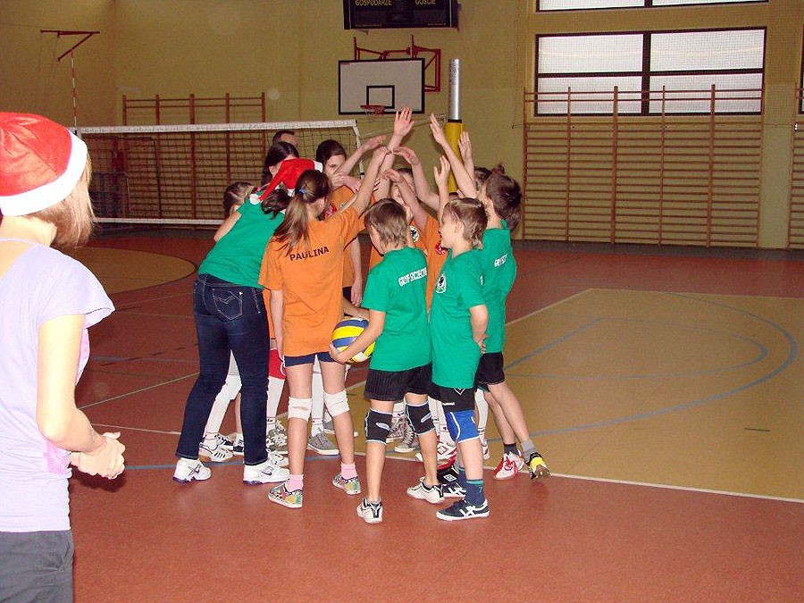 Turniej siatkówki „Mikołajki 2012” - zakończony