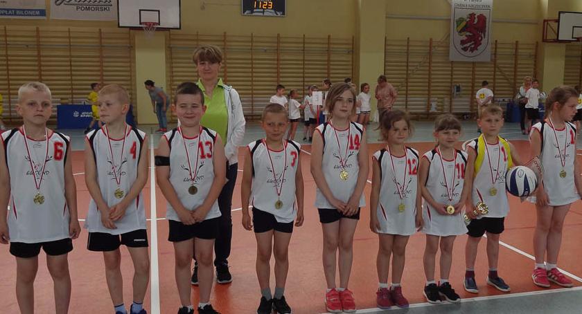 Turniej rekreacyjno - sportowy wygrało Turowo