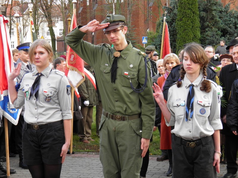 Święto Odzyskania Niepodległości pod pomnikiem marszałka