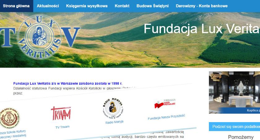 Onet twierdzi, że płacimy ojcu Rydzykowi