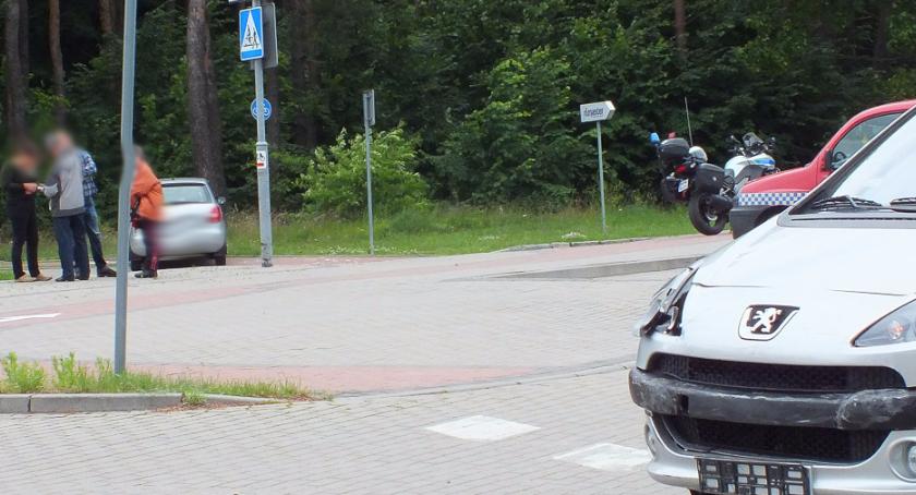 Zderzenie skody i peugeota