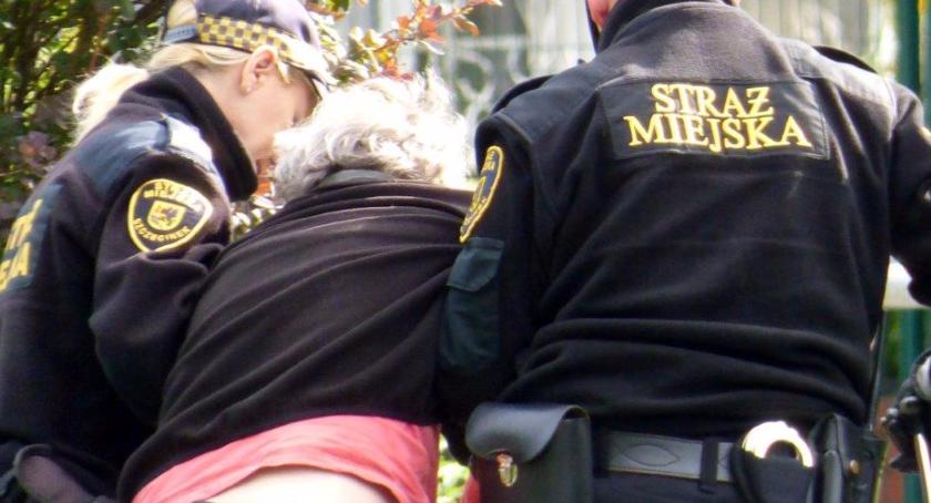Wypił pół litra i nie mógł wstać. Dużo 