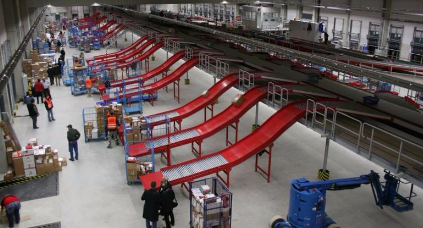 Usługi pakowania – jak zabezpieczane są duże ładunki?