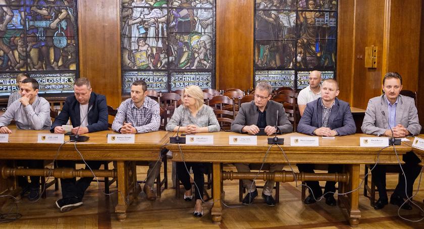Radni poprawili dopłaty do in vitro
