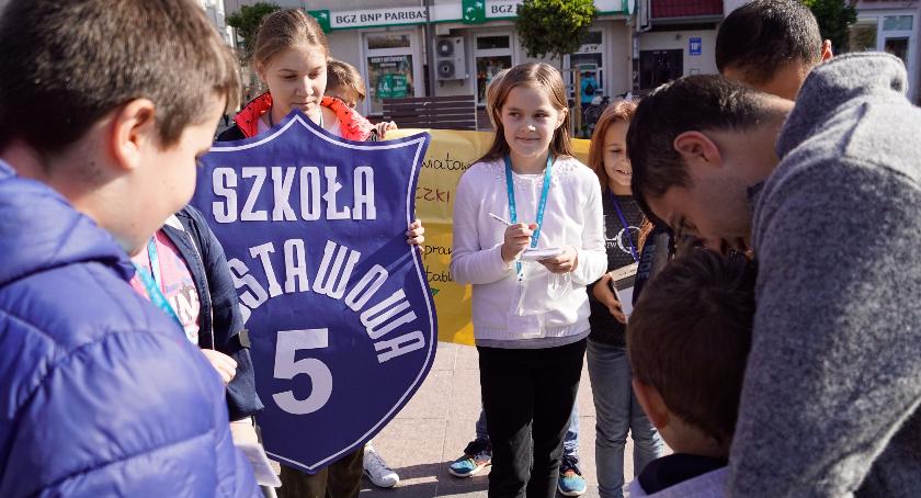 Chodzili po placu Wolności i... przepytywali z tabliczki mnożenia