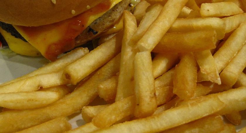 Cukiernik, dietetyk, traktorzysta, pracownik restauracji na pół etatu