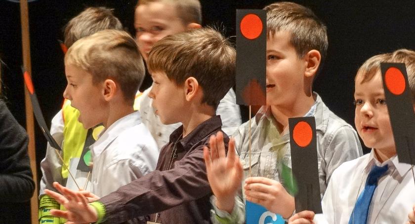 Po raz czwarty podsumowano akcję “Z odblaskiem bezpieczniej”