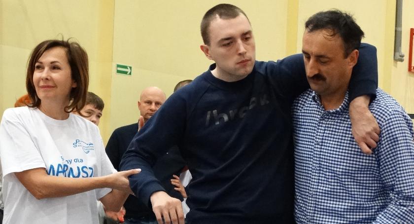 Pomagali Mariuszowi podczas turnieju siatkówki. Zebrano 34 tysiące złotych