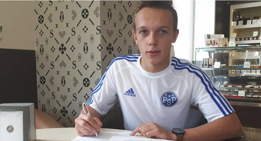 Karol Jabłoński podpisał kontrakt z seniorami Błękitnych Stargard!