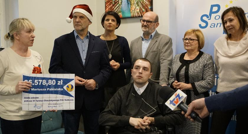 Mariusz Pabisiak z czekiem na 36,5 tys. zł. Podsumowanie turnieju charytatywnego